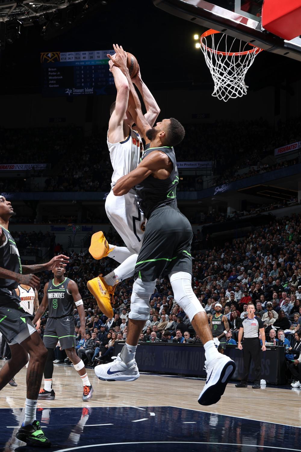 了全新的创 了全新的创